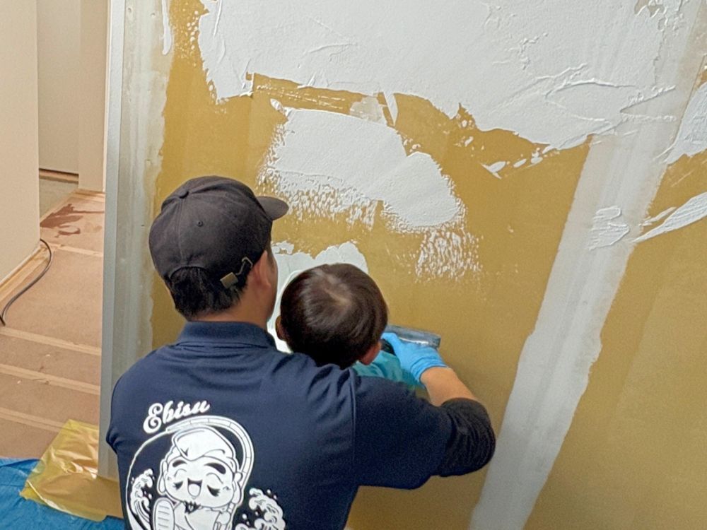 内部工事（漆喰塗り壁）