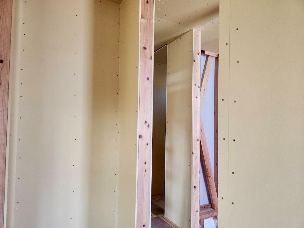 内部工事（ボード張り）