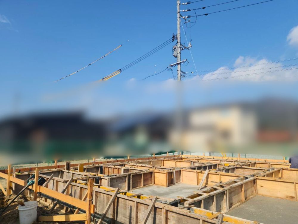 基礎工事（コンクリート流し）