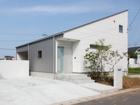 N House