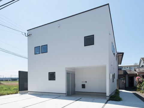顕徳町の家